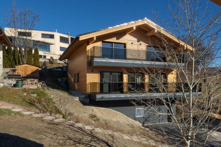 House for sale, Route du Lac 27 (Lens, Switzerland)