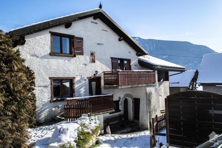 Très belle maison villageoise avec caractère de 5.5 et 2.5 pièces